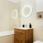 New Luxury Center Apartment Bucharest